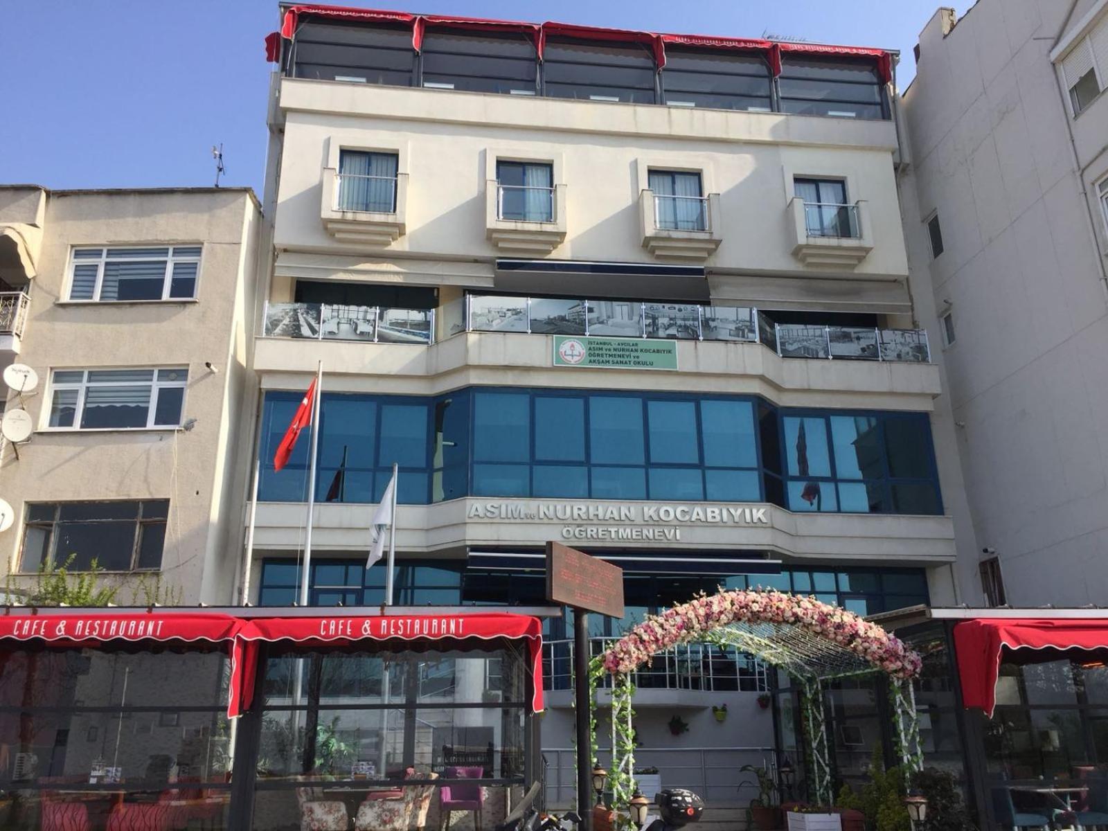 Asim Ve Nurhan Kocabiyik Oegretmenevi イスタンブール エクステリア 写真